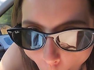 I Gave the Blogger a Ride and Fucked Her in the Car!