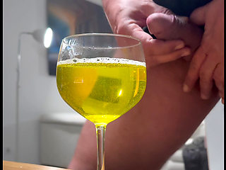 PISS&CUM uncut 5 mins later