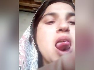 Pathan Wife Showing For Secret Lover With Huge Boobs