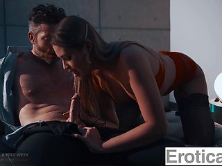 EroticaX - Beauty Ali Gazelle Seduces Her Man