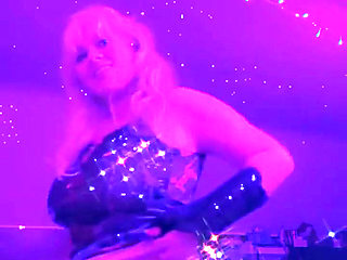 677394630475522048. mp4