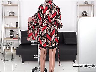 Micro Skirt Bimbo Milf Lady Sonia In Nylons