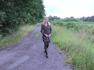 A Risky Shot in the Woods. All in the Ass!