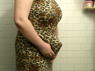 HOT FAT BBW MILF & PREGNANT TRANSGENDER FUTUNARI WITH HUGE NATURAL SAGGY TITS MASTURBATES IN BATHROOM