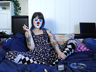 Hairy Clown Smokes