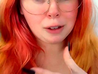 Cute amateur brunette naughty in solo jerking show on camera