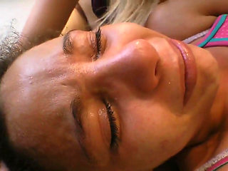 Face Sitting Lesbian No Air Treatment by Giant Girl Dominatrix Latina