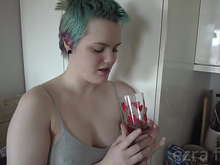 Showering Shrunken Stepdaddy in My Piss with a Shrinking Potion! HD Mp4