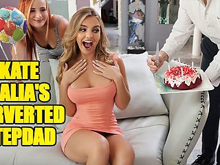 Alluring Donnie and Holly's pornstar action