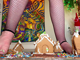 Giantess Christmas Village Slo-mo Crush Destroying My Gingerbread Houses in Slow Motion