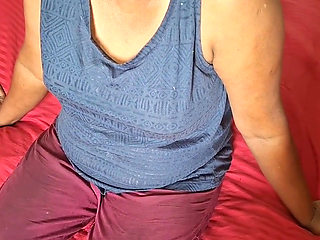 Asian MILF StepMom so Horny Viral Video