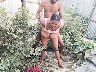 Desi Indian Wife Outdoor Doggy Style Sex - Big Ass Homemade