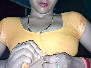 Bhabhi xshika changing cloth front of husband