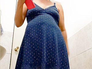 MATURE WITH CUTE SLIM BUTT, SHOWS OFF HER BEAUTIFUL HAIRY PUSSY