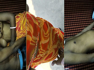 The husband was not at home, so the wife called her boyfriend and had sex with him.desi