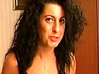 Hot Beautiful Brunette Girl Excited For Blowjob And Cumshot In Amateur Italian Sex