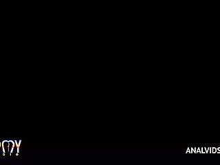 Sayuri Sakai to her first TRIPLE PENETRATION with four Big cocks