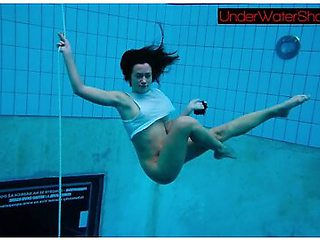 Sexy Cute Beauty Alla Swims In The Swimming Pool