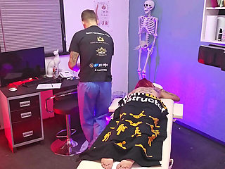 Tantric Yoni Massage with Thatbosslass