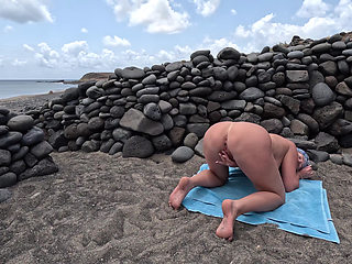 Outdoor Doggy Style Masturbation on the Beach