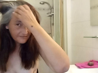 Mature 52 year old triggers you with slow hair combing without bra   very detailed