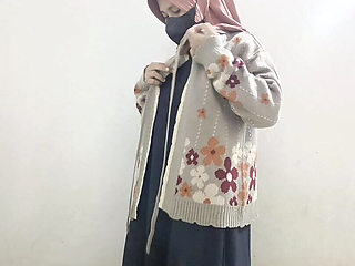 Viral! Hijab Teacher Big Breasts Colmek Using Cucumber