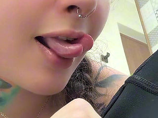 The Dirty Giantess After the Gym Makes You Smell Her Sweaty Clothes