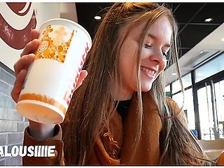 48h With Me! The Burger King Hostess Tries To Bribe Me! Ass - Ep8 - Vlog