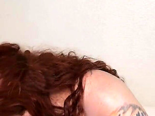 Pregnant College Councilor Creates a Bonding Experience