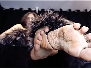 You Jerk off Over Your Italian Mistress's Feet Ita