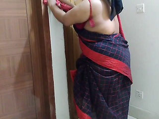 Desi Hotel Maid Fucked by Stranger Gust in Gujarat