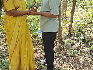 Sister in Law Put Banana Into Her Ass in the Forest, Telugu Anty Fucking