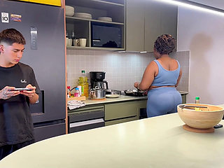 The boss should never have hired me-Danisha Milf y Angel Owenx