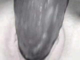 Natte poes van dildo