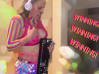 Arguing with Strangers MVLL Crimes featuring Suzy Wylde dancing