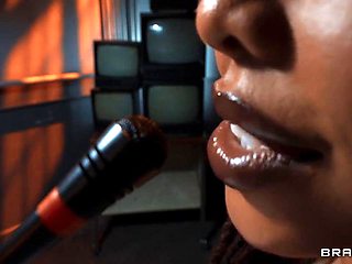 Kira Noirs TS Seduction Yields Blowjob Bondage for Logan Xander