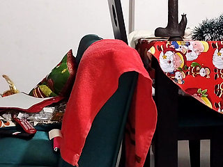 Hiyunamei in the house has much more fun with that thought of being observed