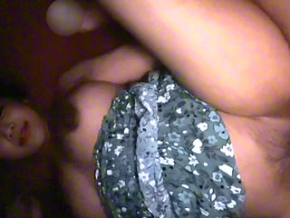 fucking until it comes inside a chubby pussy