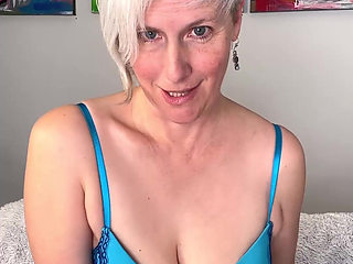 Share Your Yummy Load With Me, Darling! -  A Thirsty Cougar's JOI and CEI Fantasy