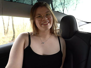 Amateur Blonde Teen Gets Creampied By Stranger In Car Backseat