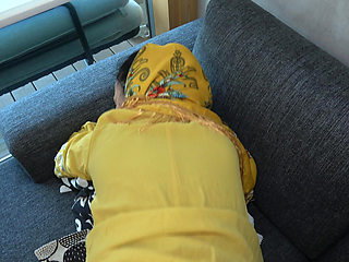 Homemade Sex with Big Ass Muslim Arab Stepmom in Hijab