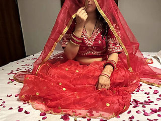 Desi Village Bhabhi Hard Anal Fuck on First Night - Suhagraat Gift Rough Doggy Style