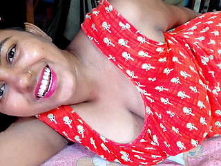 South indian sexy bhabhi ko desi stepuncle nekhub pussy fuck kiya, bhabhi ne apna pussy chataya