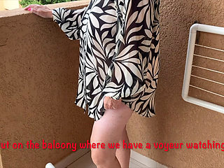 Mrs Mature Feet posing on the balcony with a voyeur