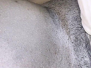 Beautiful Chubby Has a Great Time with Her Dildo