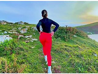 Colombian Tourist Teases Me By Showing Me Her Ass And Challenges Me To Risky Outdoor Sex