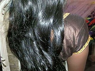 Thirsty Indian Mom in Saree Gets Fucked Hard When Home Alone