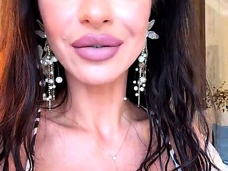 Leann amateur beautiful brunette with big boobs