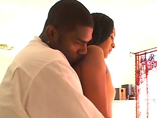 Sexy ebony whore nice fuck
