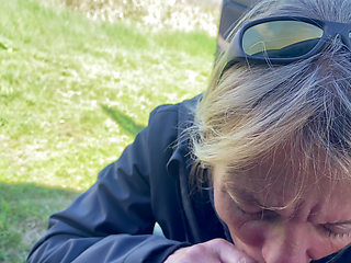 BLOWJOB IN THE CAR - I WANT TO SUCK YOUR COCK HERE AND NOW, CUM IN MY MOUTH